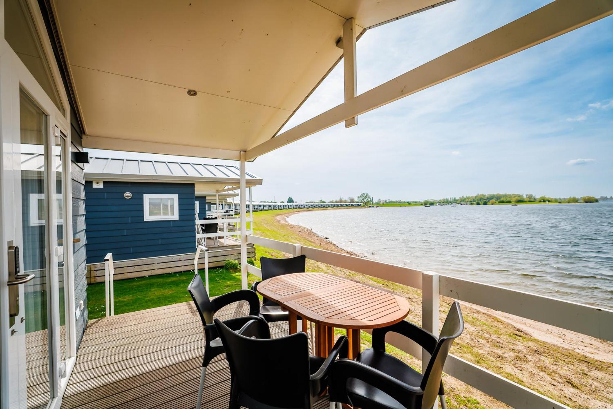 Vakantiepark Eiland Van Maurik Værelse billede